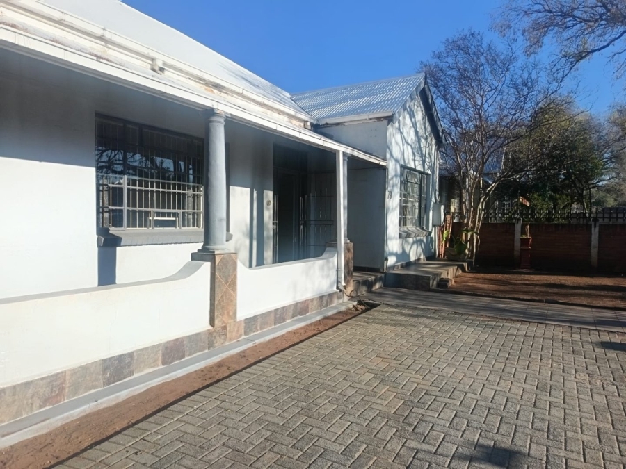3 Bedroom Property for Sale in Beaconsfield Northern Cape